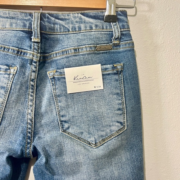 KanCan NWT Distressed Cropped Skinny Jean - Size 1/24 - Picture 12 of 14
